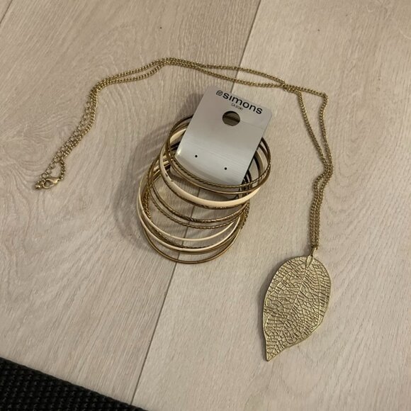 Bracelet & Necklace - Picture 1 of 3